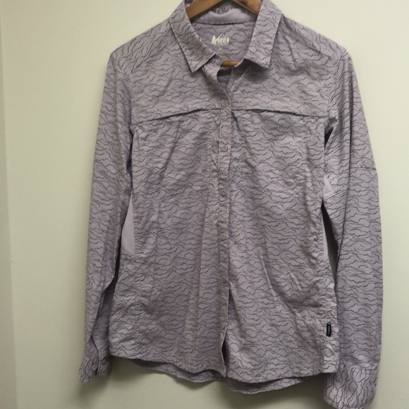REI Button down sun shirt - Picture 3 of 9